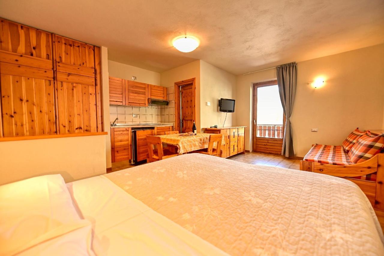 Residence Raethia Tra Bormio E Livigno Pradelle Exterior photo
